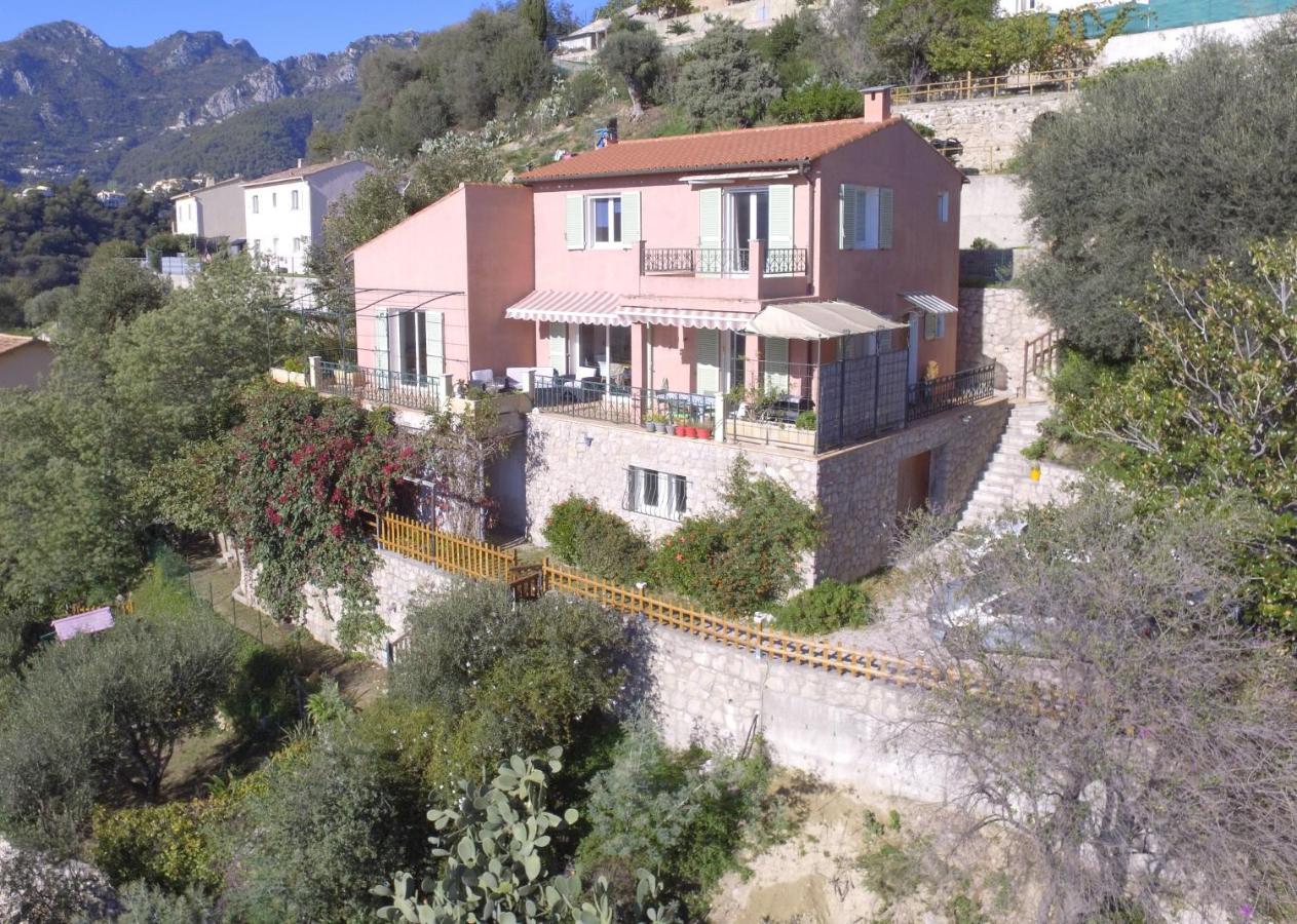 A Avec Vue Villa *
